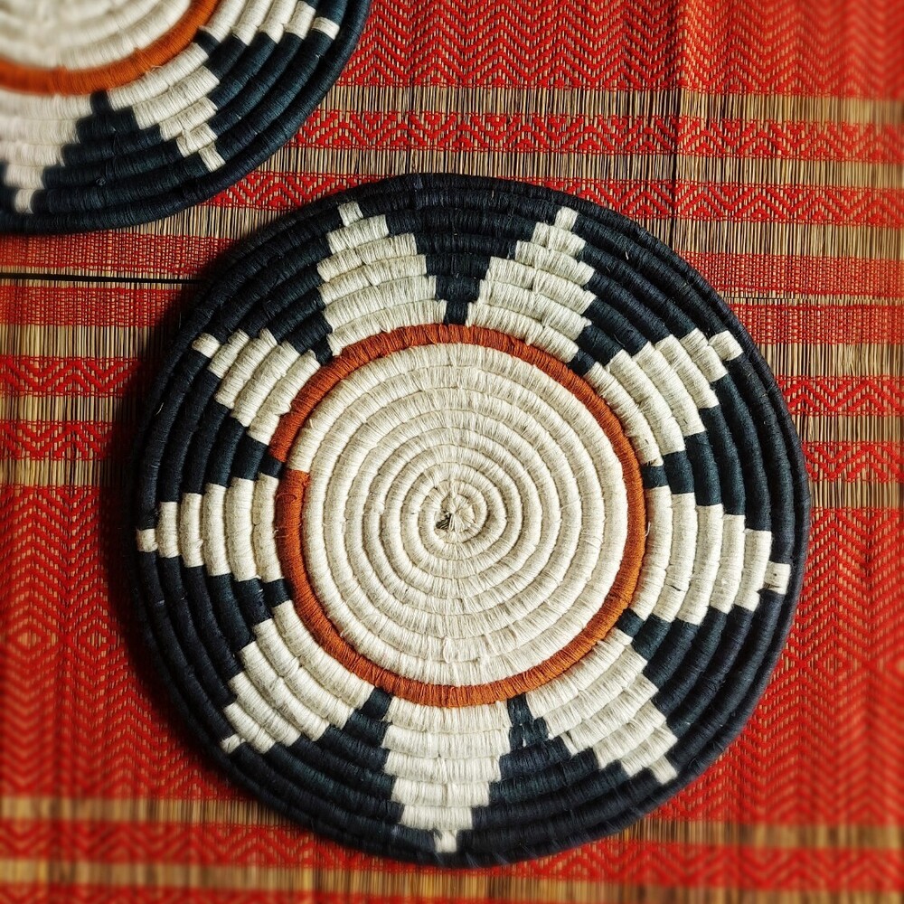 Sabai Grass table mat black and white