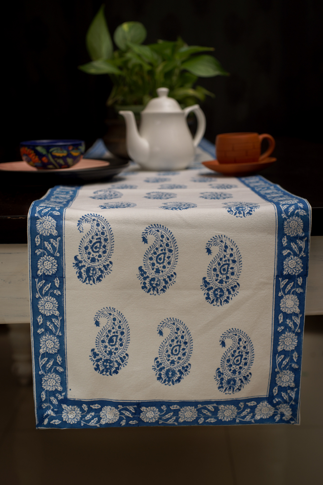 Blue floral printed cotton table runner